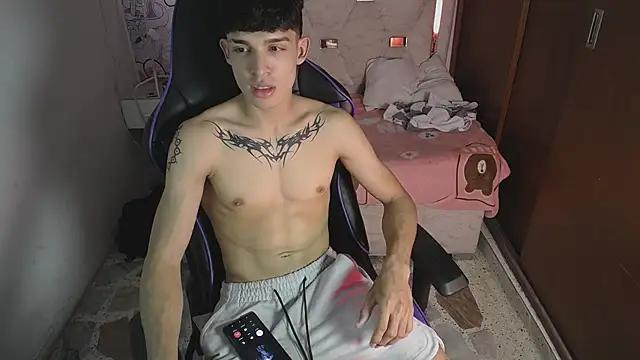 Liom_Gym Adlı Modelin Canlı XXX Sohbeti