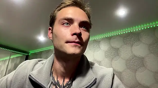 ErnestTarlet Live XXX-chat