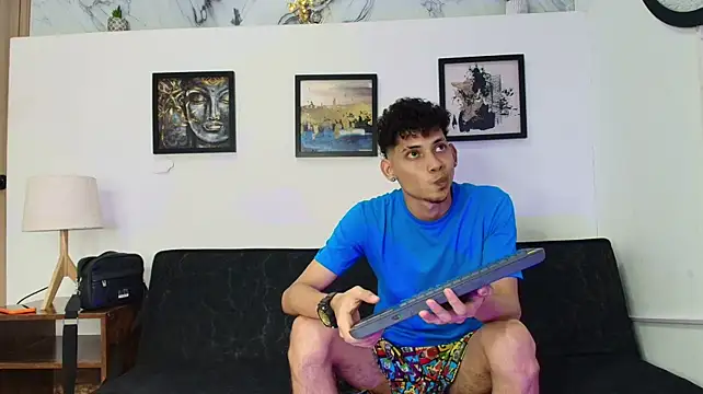 YOUNG_BOYS_HELL: απευθείας συνομιλία ΧΧΧ