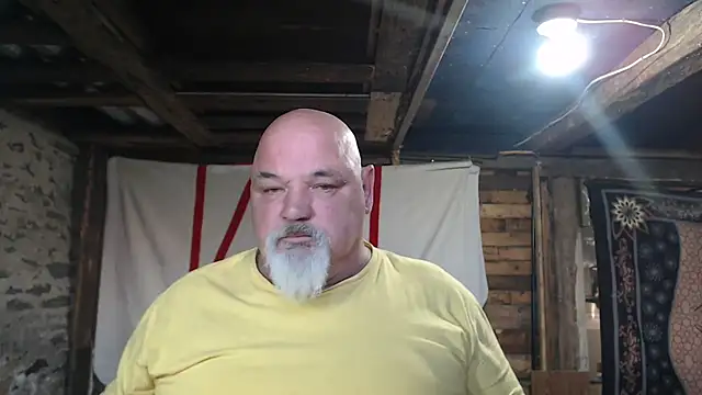 Newfiesausage1972's Live XXX Chat