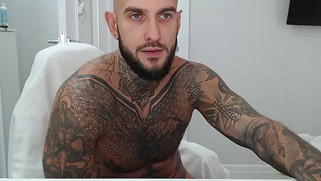 maxi_foxxx Adlı Modelin Canlı XXX Sohbeti