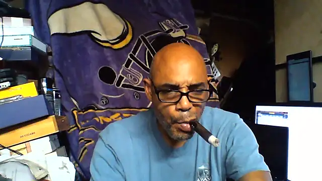 A_CIGAR_MAN Webcamshow