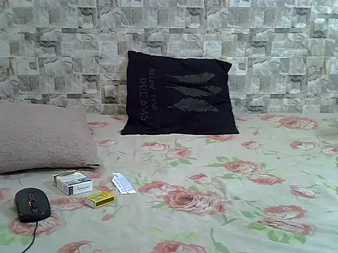 צ'אט XXX בשידור חי של Poosexy3
