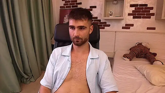 KyloEast Live XXX-chat