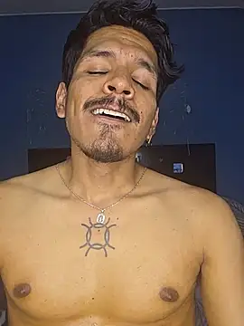 Mask_BDSM Chat XXX in diretta