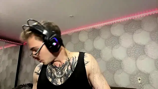 ErnestTarlet Webcam-Show