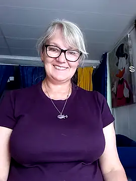irinamaux Live XXX-chat