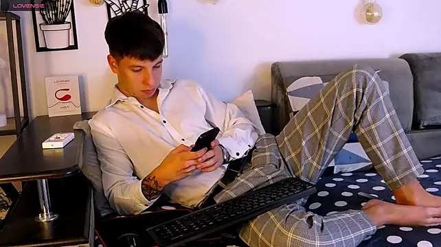 ThomasEdisonn webkamerás műsora