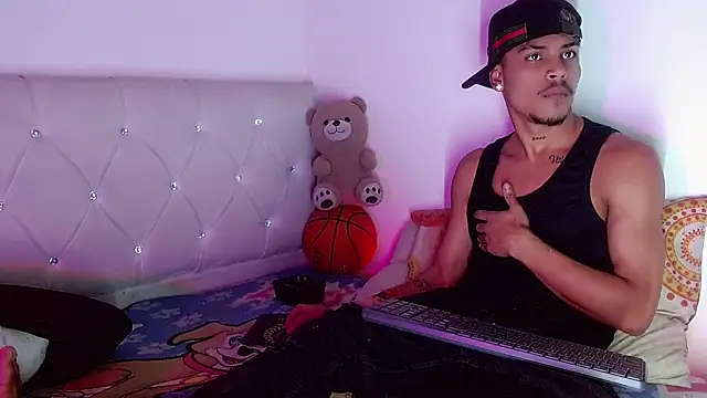 Angel_foxc13 现场XXX聊天