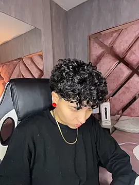 Chat XXX en directo de ian_mathias_