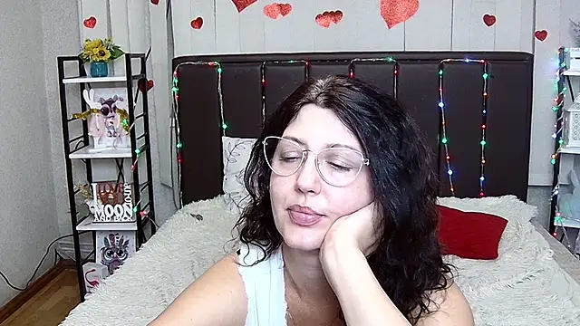 RoseHille's Live XXX Chat