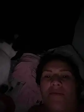 xiomi_milfn Live XXX chat