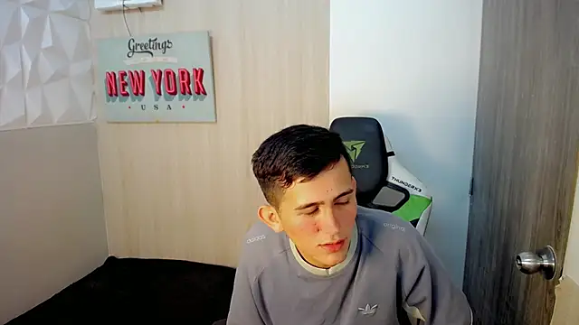 Chat XXX ao vivo de JaxBlue_