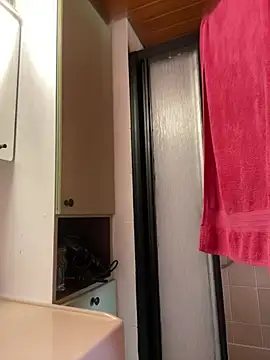 Alma- Live XXX-Chat