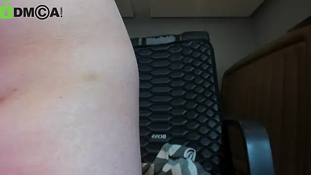 Chat +18 de Effy_Royse ao vivo