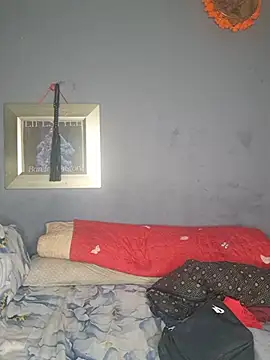 Petrossa Adlı Modelin Canlı XXX Sohbeti