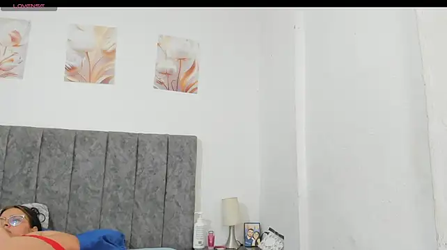 Chatroom XXX en direct de Natalystevens