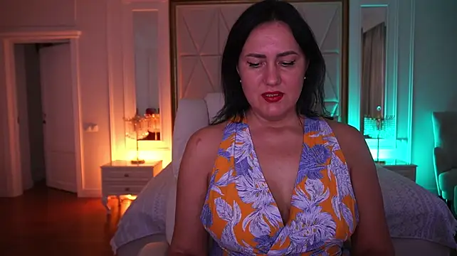 VelvetLuck's Live XXX Chat