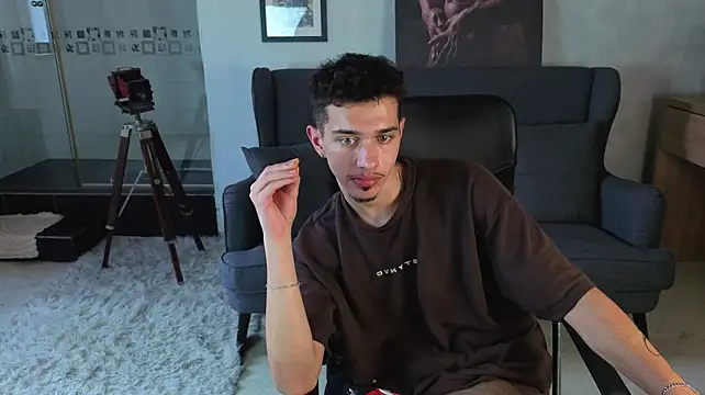 KaydenDrew Chat XXX in diretta
