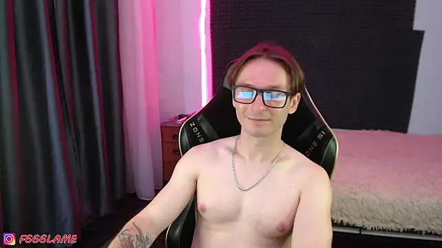 Czat XXX na żywo – F666LAME