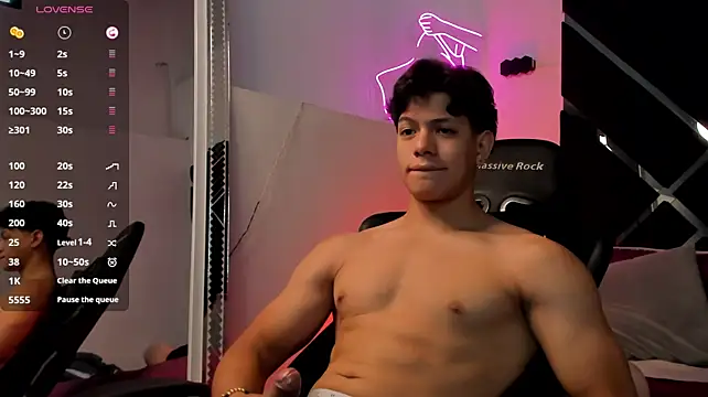 XXX chat uživo modela TonyPetrovjs