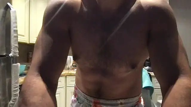 צ'אט XXX בשידור חי של BigGuyMuscle