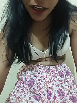 SWEETY_LADKI 现场XXX聊天