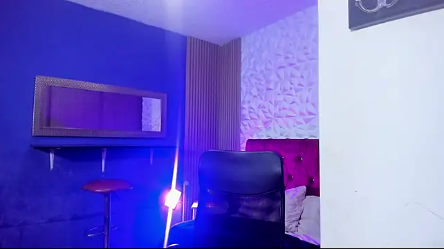 XXX chat uživo modela allison_mc