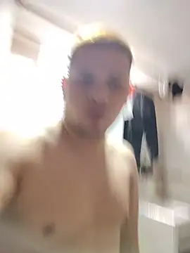 AdrianLust Live XXX-chat
