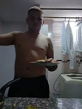 AdrianLust XXX чат на живо