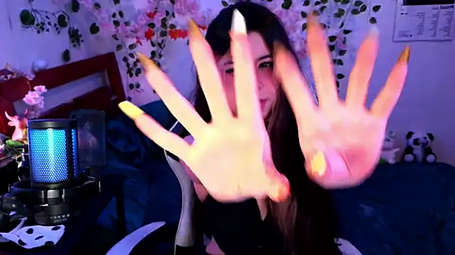 Chat XXX en directo de Kittyuwu_