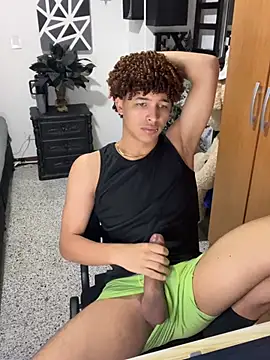 ian_smith_0 লাইভ XXX চ্যাট