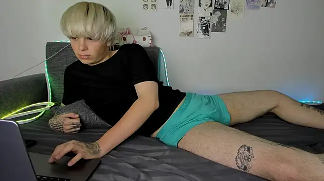 Chat +18 de doll_from_hell ao vivo