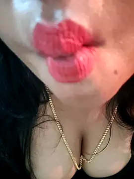 Ramya_369's Live XXX Chat