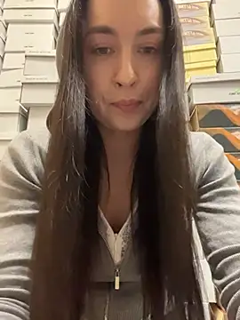 Онлайн чат XXX Holly_Play