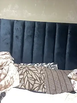 THICKBARBIE32's Live XXX Chat