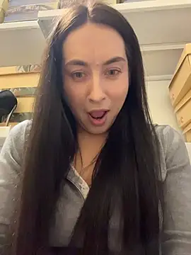 Holly_Play live XXX chat