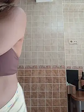 Živý XXX chat CristalDivine