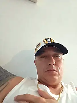 Chat XXX en directo de DoggiiDick