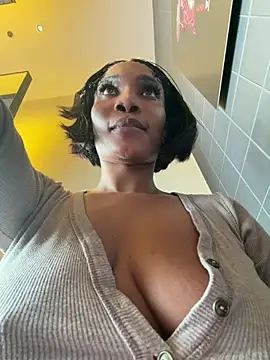 ___Nessa's Live XXX Chat