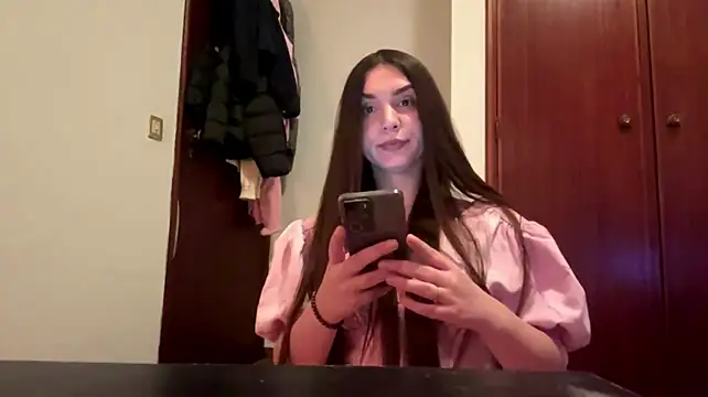 LucyRed – Live XXX-chat