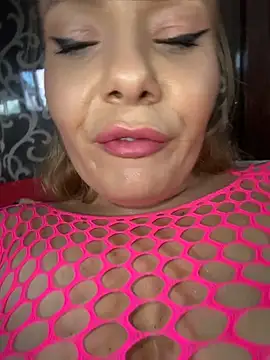 KrisKkiki Live XXX-chat