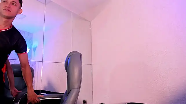 Simon_Axe élő XXX-chatje