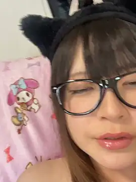 Chat +18 de Ramu1012 ao vivo