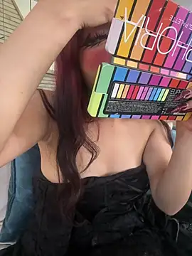 Chatroom XXX en direct de Effy_Kessler