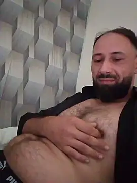צ'אט XXX בשידור חי של Tranda91