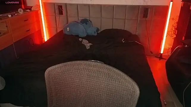 JordanShow élő XXX-chatje