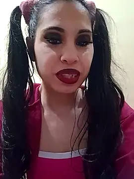 צ'אט XXX בשידור חי של molymeneses