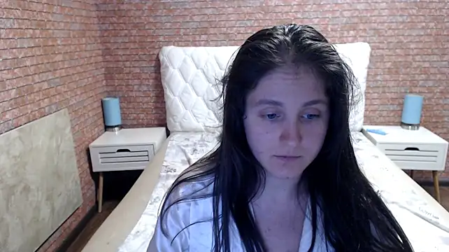 Chat +18 de Holliy_Cooper ao vivo