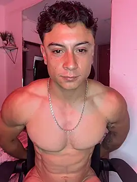 Chatroom XXX en direct de MR_MUSCLE